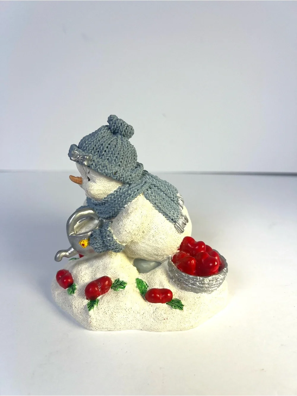 Snow Buddies Watering A Heart Garden Snowman Figurine Encore Group 2000 4”